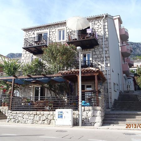 Apartments Mirela Gradac  Exteriör bild
