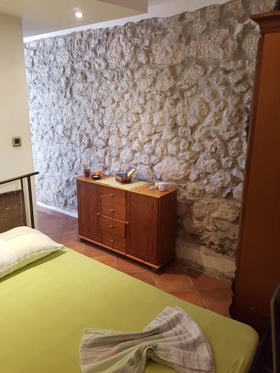 Apartments Mirela Gradac  Exteriör bild
