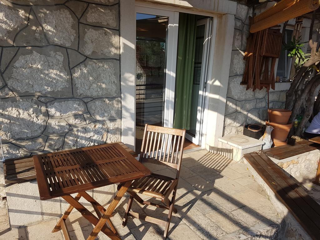 Apartments Mirela Gradac  Exteriör bild