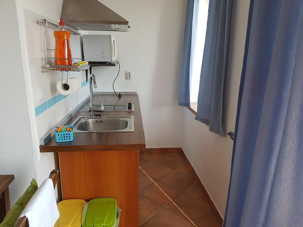 Apartments Mirela Gradac  Exteriör bild